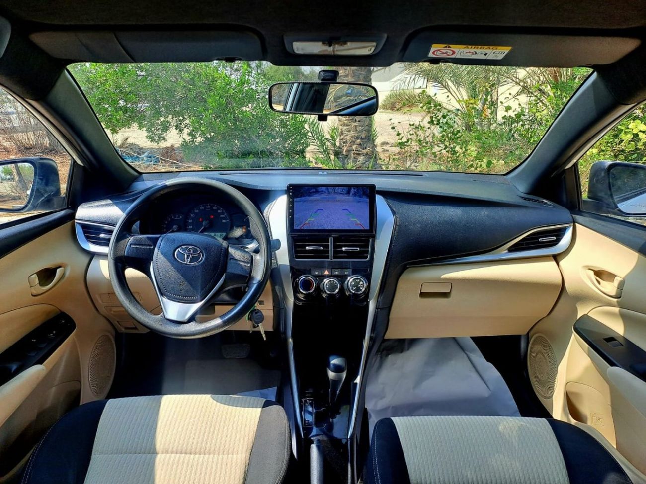 تويوتا يارس SE 1.5L Hatchback 550-Monthly l GCC l Camera, GPS  l Accident Free