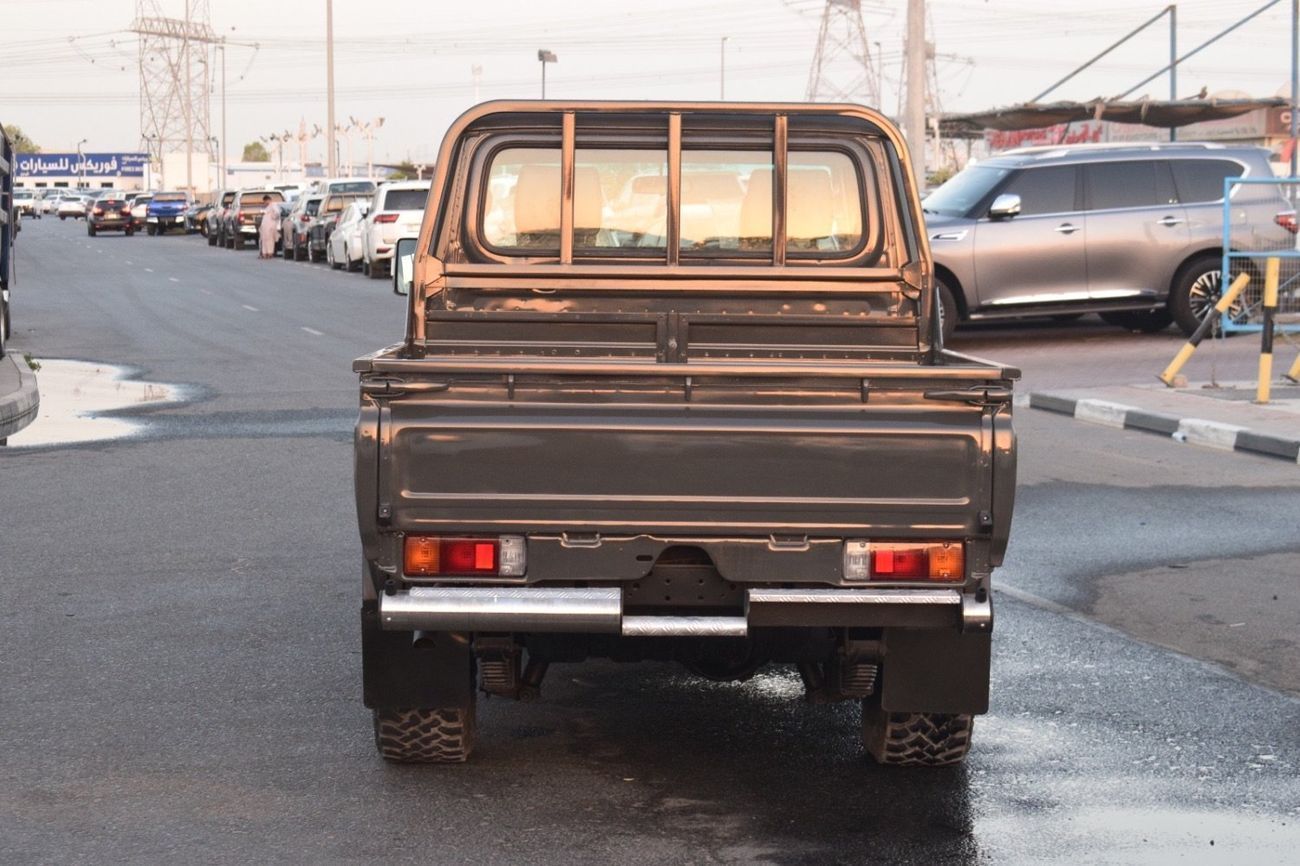 Toyota Land Cruiser Pick Up Double Cabin 4.5L