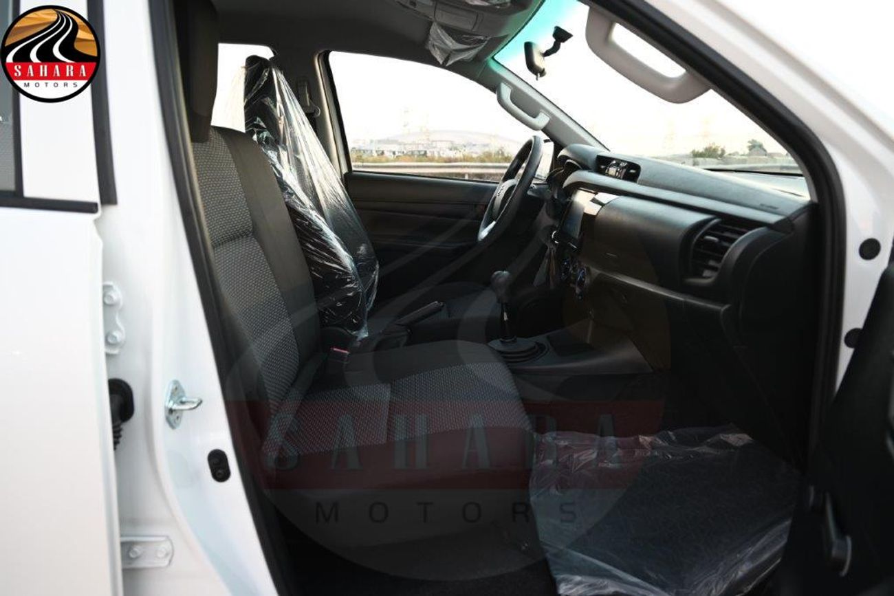Toyota Hilux Double Cab Pickup 2.4L 4x4