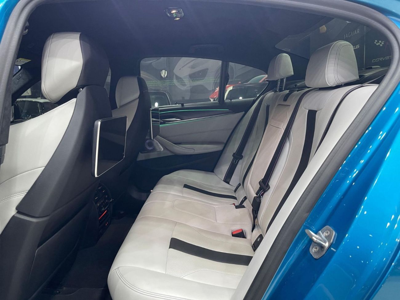 BMW M5 Competition 4.4L (617 HP)