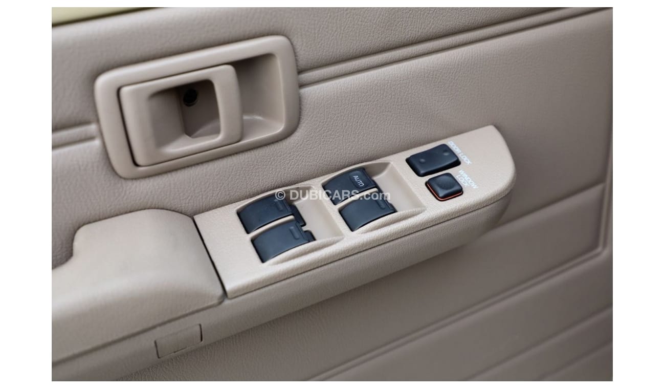 Toyota Land Cruiser Pick Up 2023 Toyota LC PUP 4X4 DC 4.5 With Diff Diesel Manual - Beige inside oak - Export only