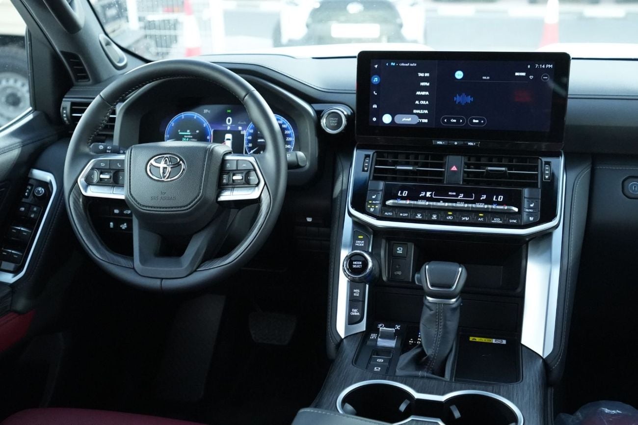 تويوتا لاند كروزر Toyota Land Cruiser LC300 VXR 3.5L TWIN TURBO FULL OPTION MY25