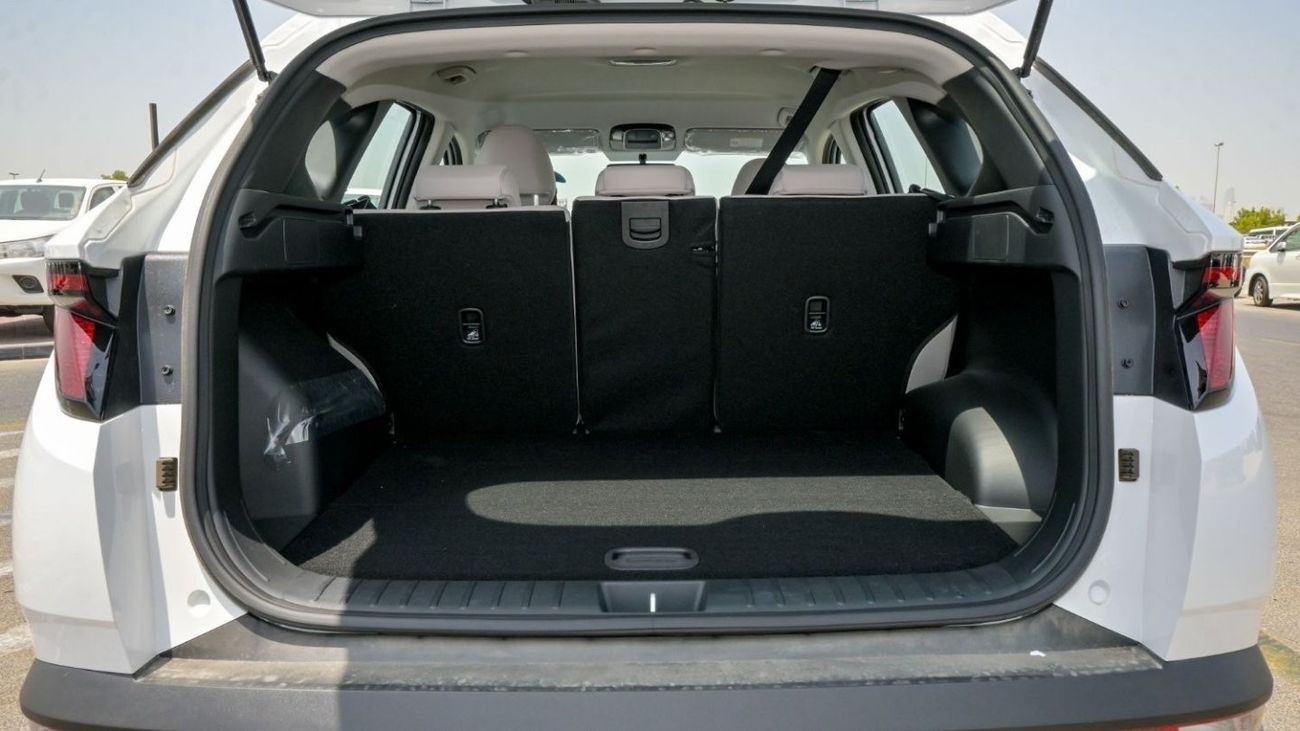 هيونداي توسون Hyundai Tucson GL 2.0L AT 2WD - White - 2024 (Export)