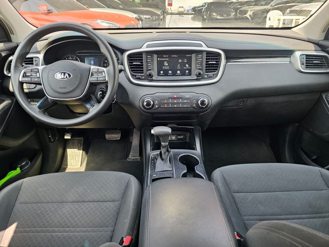 Kia Sorento Base 3.3L FWD