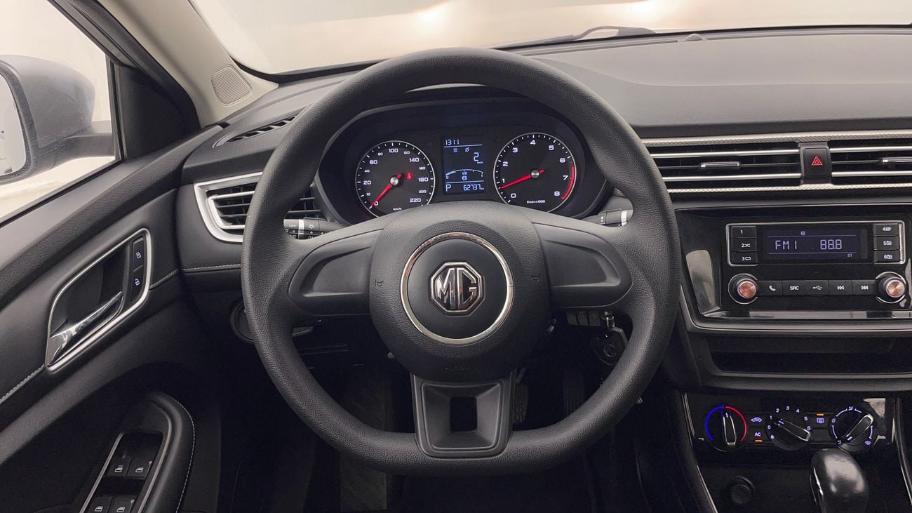 أم جي 5 STD 1.5 | بدون دفعة مقدمة | اختبار القيادة في المنزل