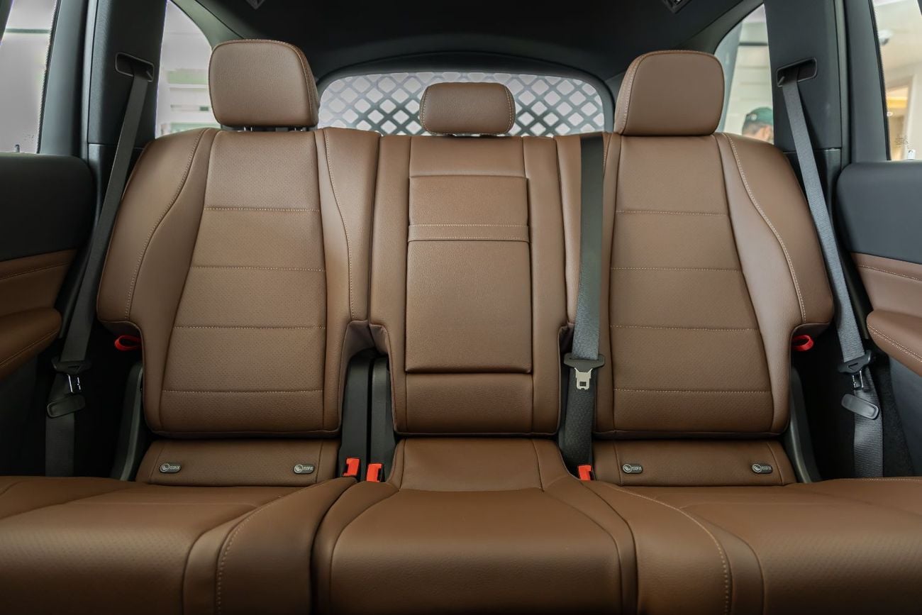 مرسيدس بنز GLS 450 Best Price | 4MATIC Mercedes-Benz AMG GLS450 SUV | Night Package | New Facelift | GCC | 2024 - 7 Sea