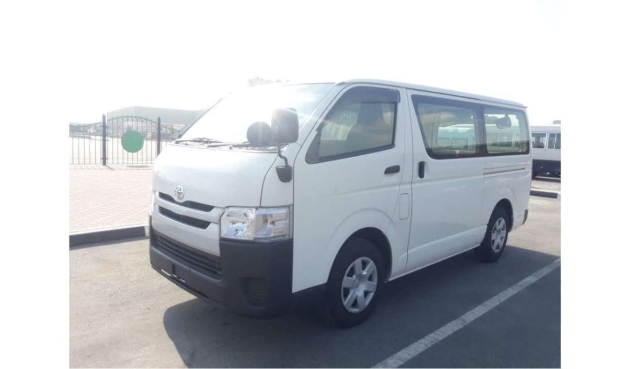 تويوتا هاياس Toyota Hiace Van RIGHT HAND DRIVE (Stock no PM 765)