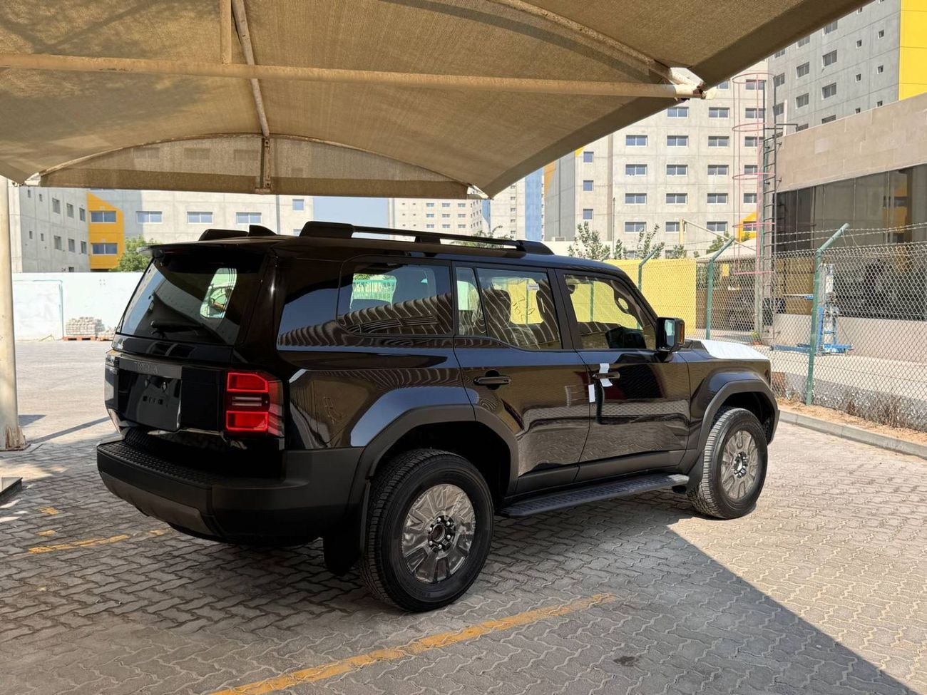 تويوتا برادو 2025 TOYOTA PRADO AR RIGH HAND DRIVE HIGH 2.8D 7-SEATS BRAND NEW 0KM (FOR EXPORT)