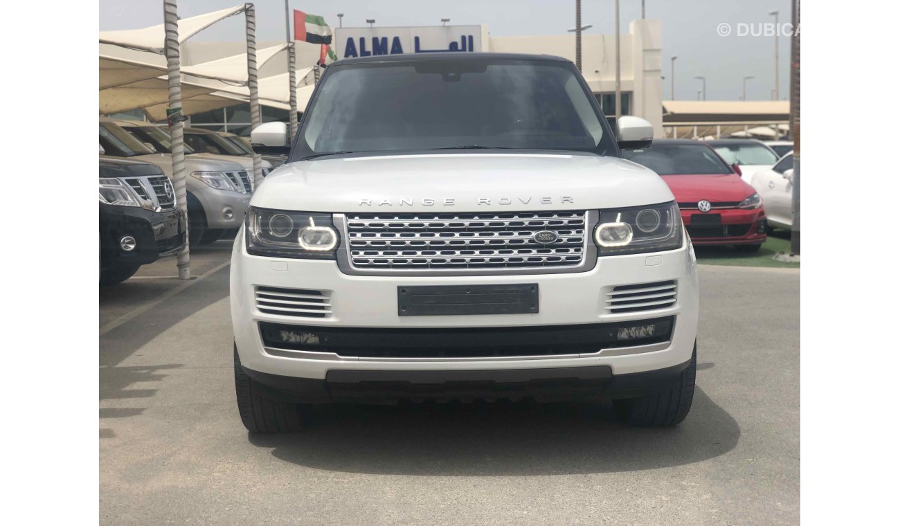 Land Rover Range Rover Vogue HSE مالك واحد تشيكات وكالة بلكامل ضمان لغاية 7/2020