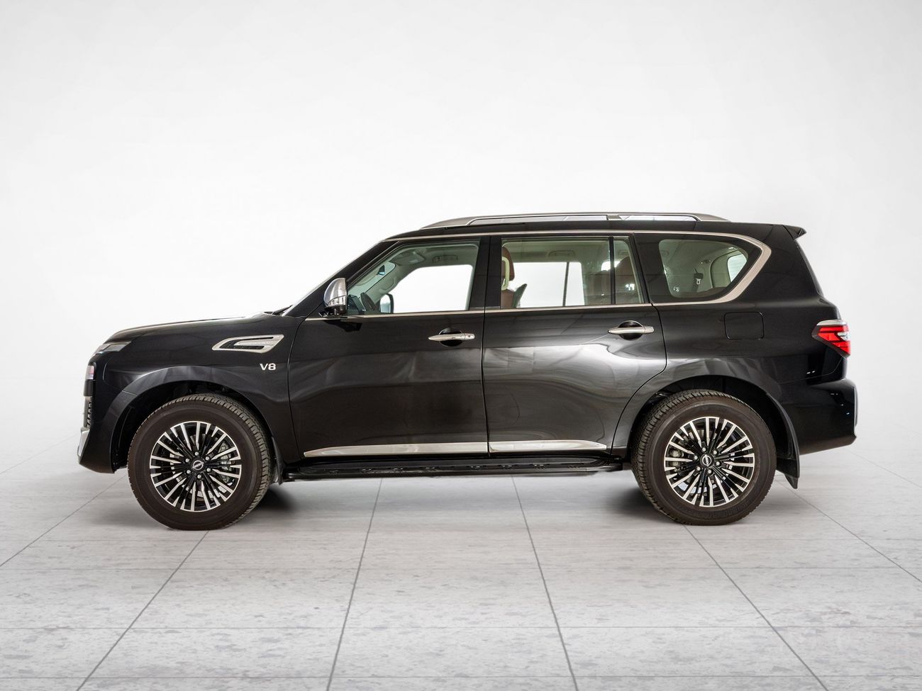 نيسان باترول LE PLATINUM CITY 5.6