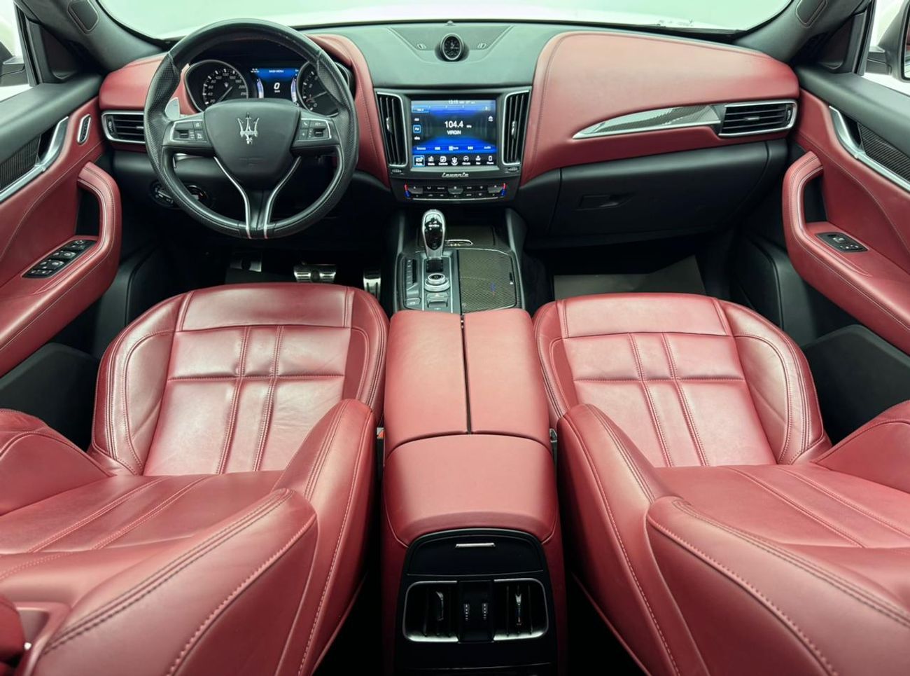 Maserati Levante S 3.0L (424 HP) 2017 Maserati  Levante S, Service History, Excellent Condition, Low Km, GCC