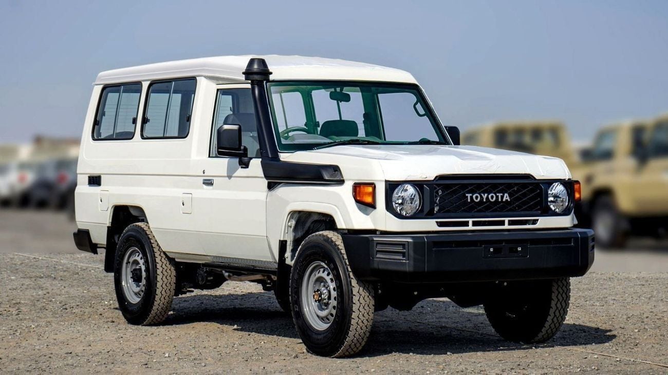 تويوتا لاند كروزر Toyota Landcruiser LC78 3doors diesel 2.8L RHD