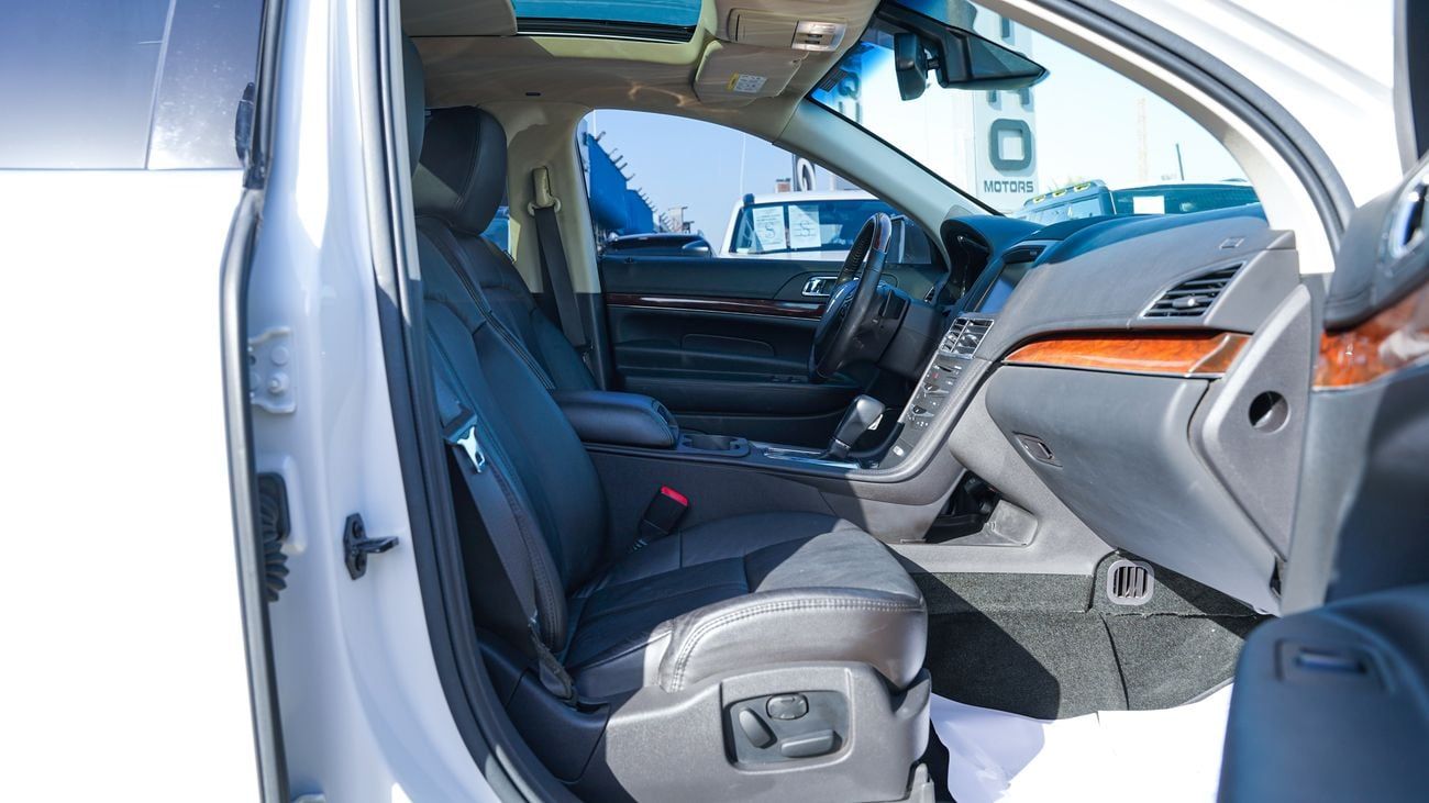 Lincoln MKT