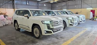 تويوتا لاند كروزر 3.5 VXR HYBRID