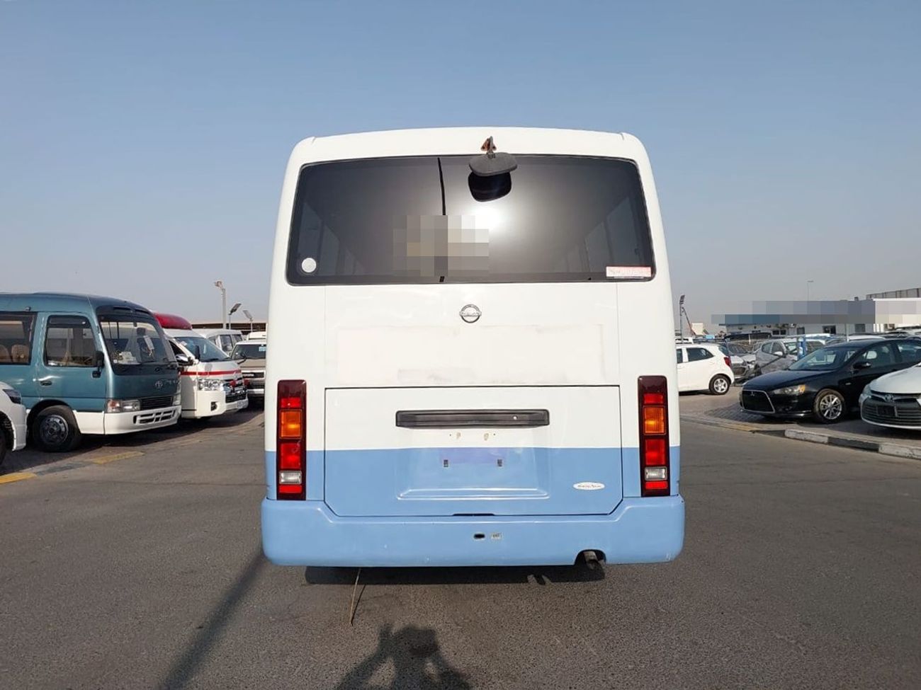 نيسان سيفيليان NISSAN CIVILIAN BUS RHD 2003 MODEL 4.1 L DIESEL AUTOMATIC(PM20798)