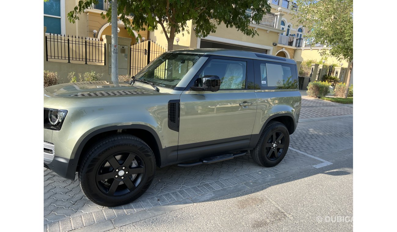 لاند روفر ديفيندر Ramdan Offer Defender P400 V6 2023