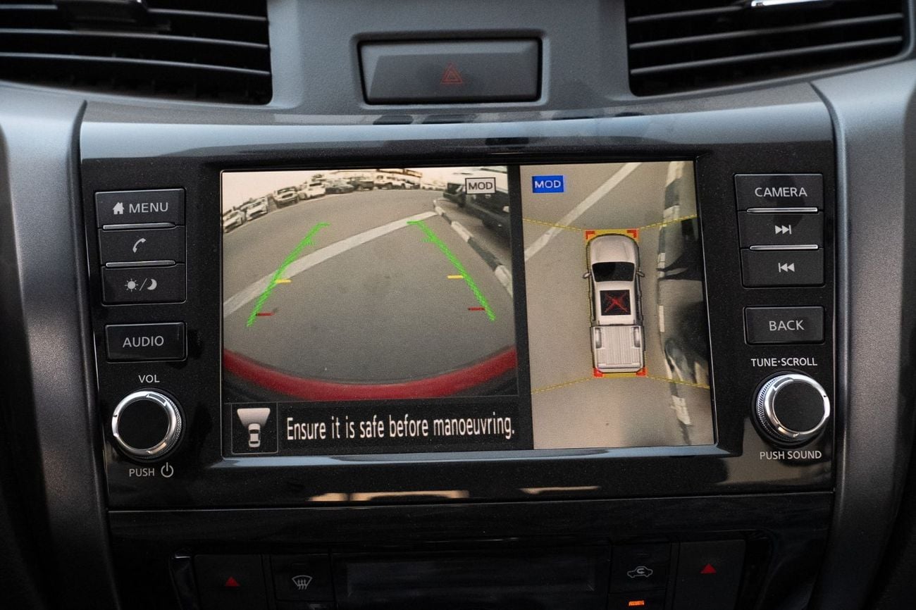 Nissan Navara PRO-4X Off-Road | 2.5L Diesel 4WD A/T (Only For Export)