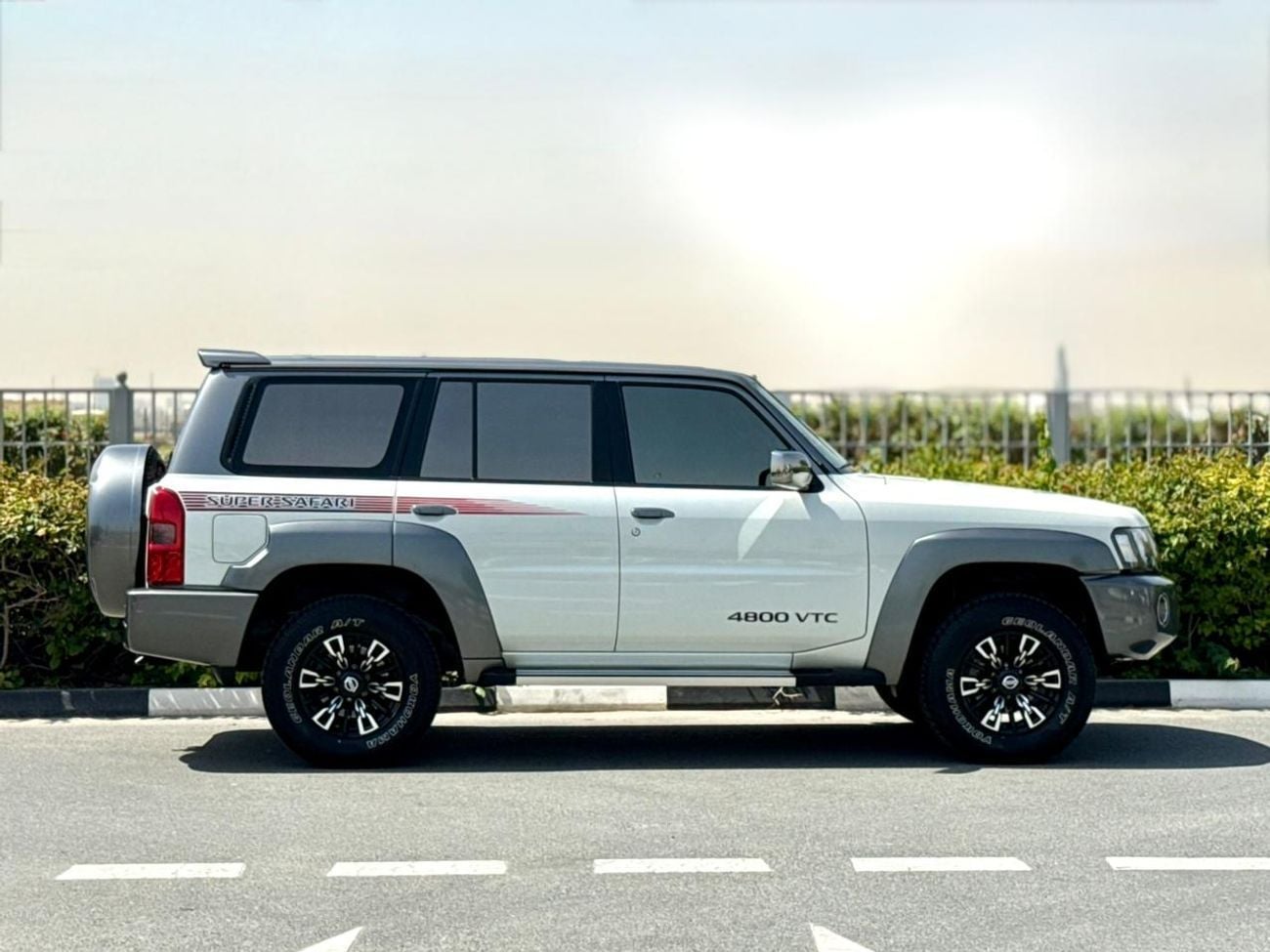 نيسان باترول NISSAN PATROL SUPER SAFARI 4.8L V6 | GCC SPECS | YEAR: 2023 | KMS: 66,000 | FULL-SERVICE HISTORY UND