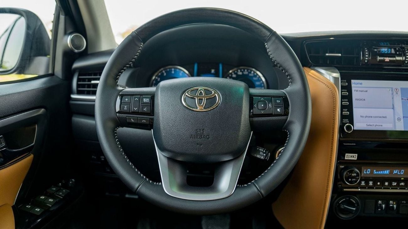 Toyota Fortuner Toyota Fortuner 4.0 2023 black Full Option