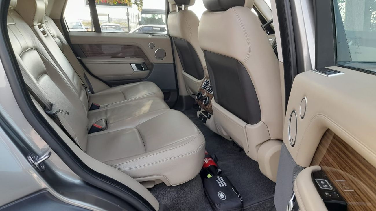 لاند روفر رينج روفر Land Rover Range Rover HSE Model Year- 2019 Kilometer- 159,400 Well-maintained car in excellent cond