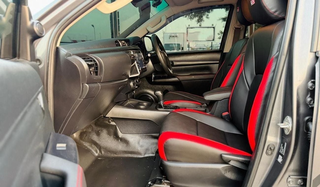 تويوتا هيلوكس OFF-ROAD MODIFIED | DOUBLE CABIN | HEAVY FRONT BUMPER | POWER SEATS | 2.8L | AUTOMATIC | 2022 | SNOR