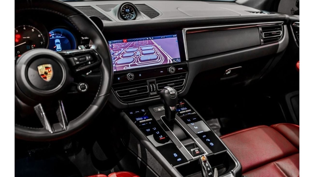 بورش ماكان 2023 Porsche Macan, 2025 Porsche Warranty, Full Service History, Sports Exhaust, Low Kms, GCC