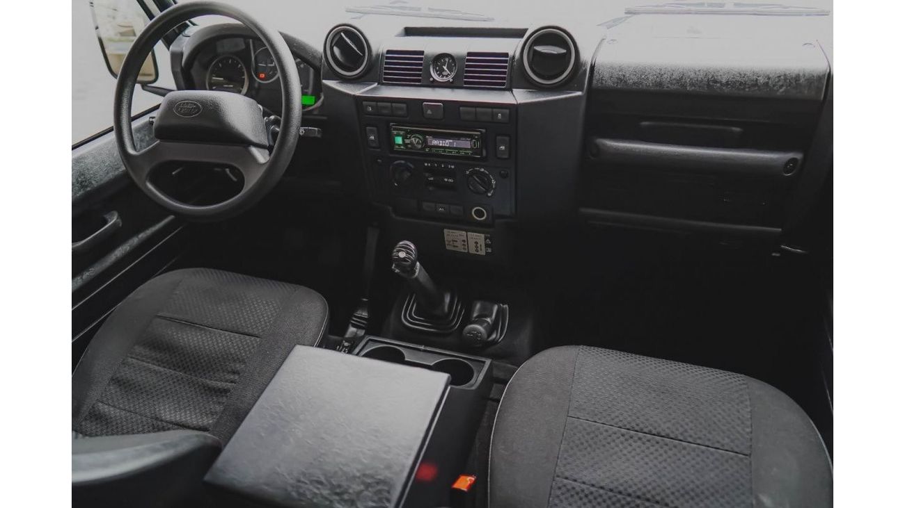 Land Rover Defender 110