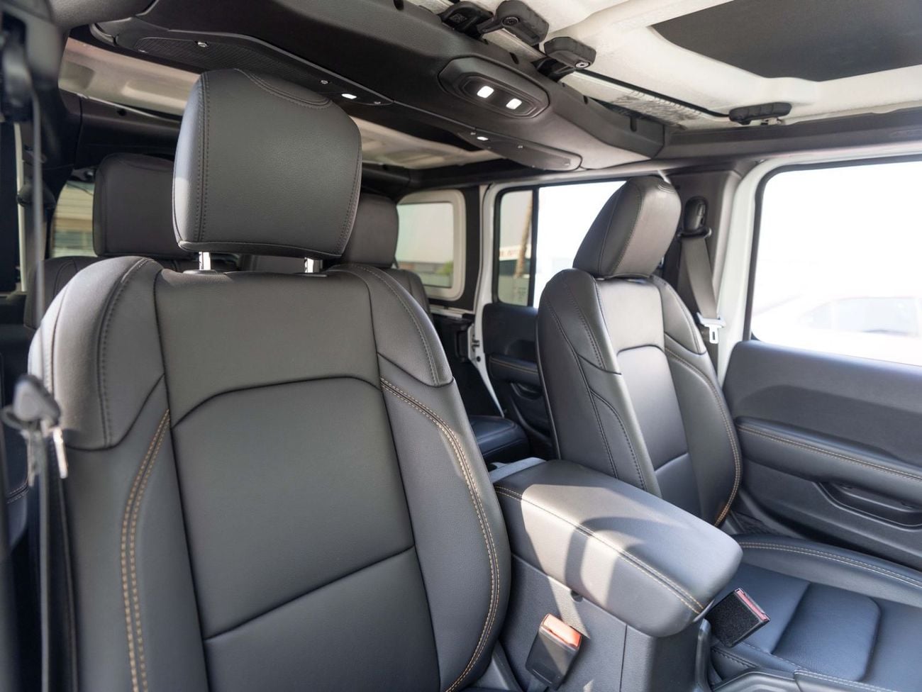Jeep Wrangler SAHARA