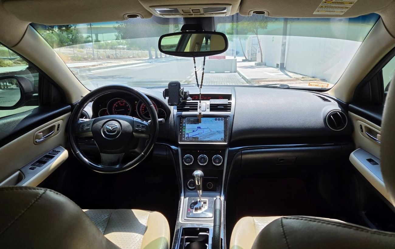 مازدا 6 R Premium Leather Seats in clean condition