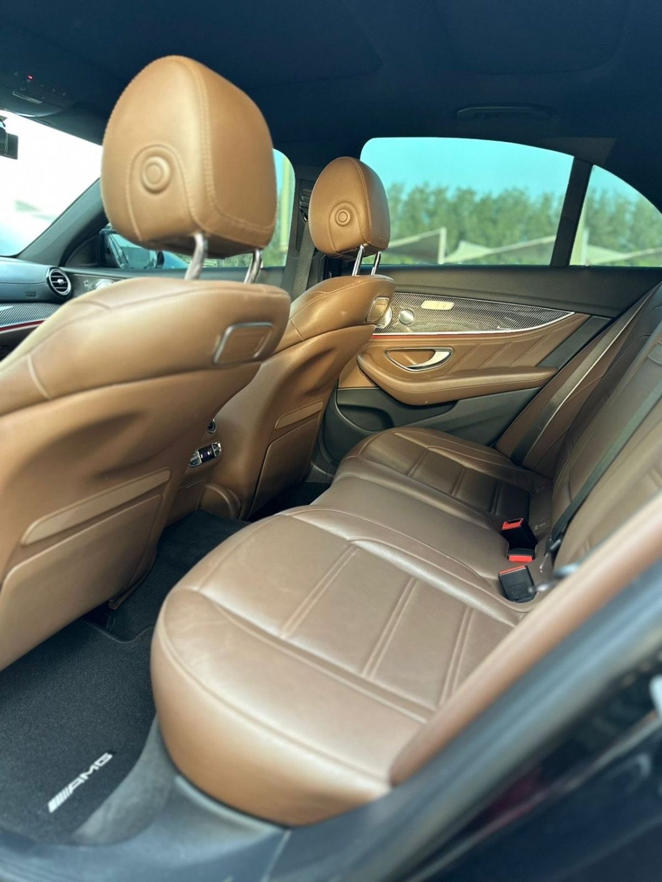 Mercedes-Benz E 63S 4MATIC+ 4.0L MERCEDES BENZ AMG E63s 2018 Korean Specs  (Clean Title)  Original Paint  6 buttons Full