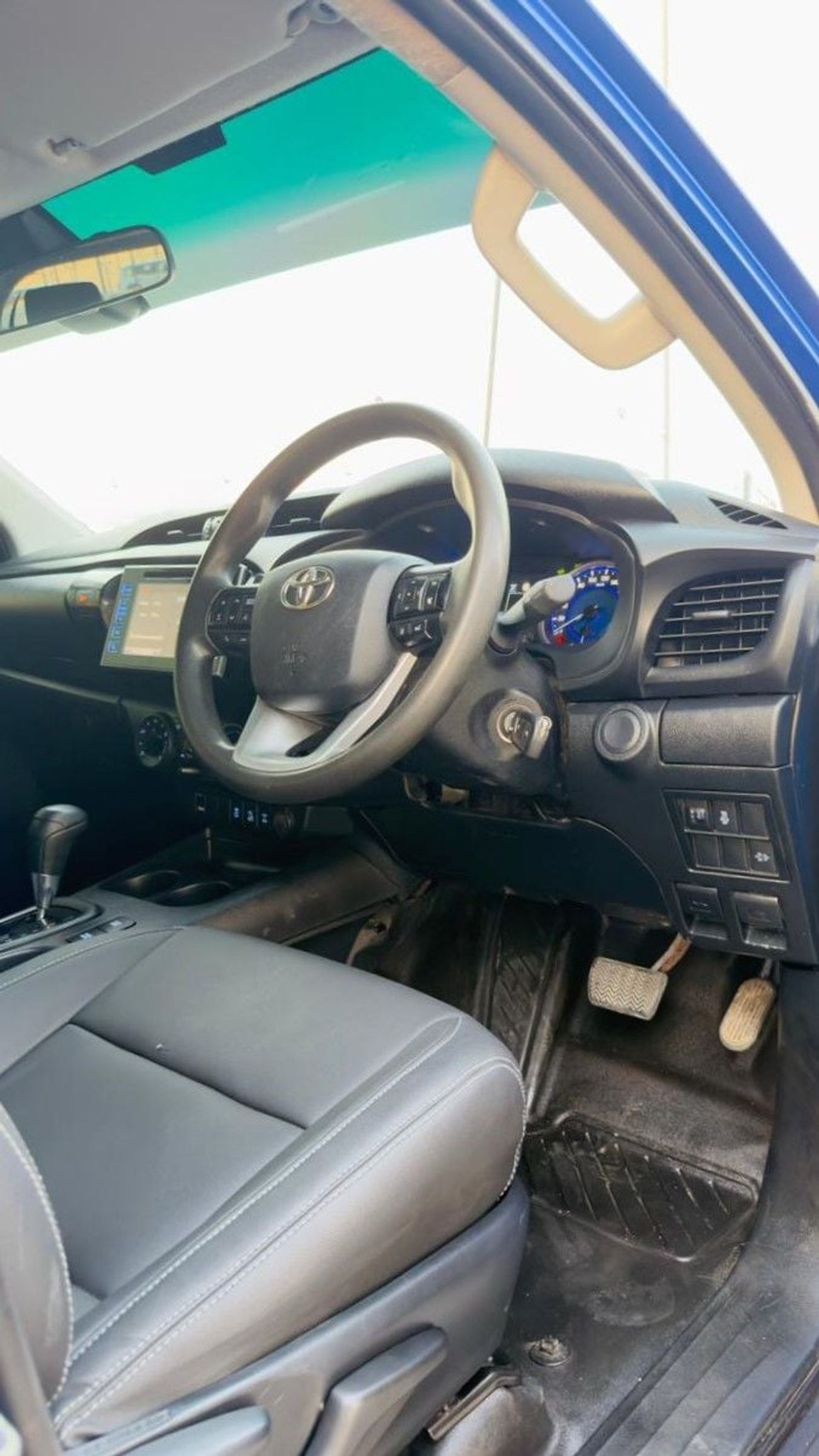 Toyota Hilux OFF-ROAD MODIFIED | HEAVY BULL BAR | AT | RHINO ROOF RACK | BOOT COVER