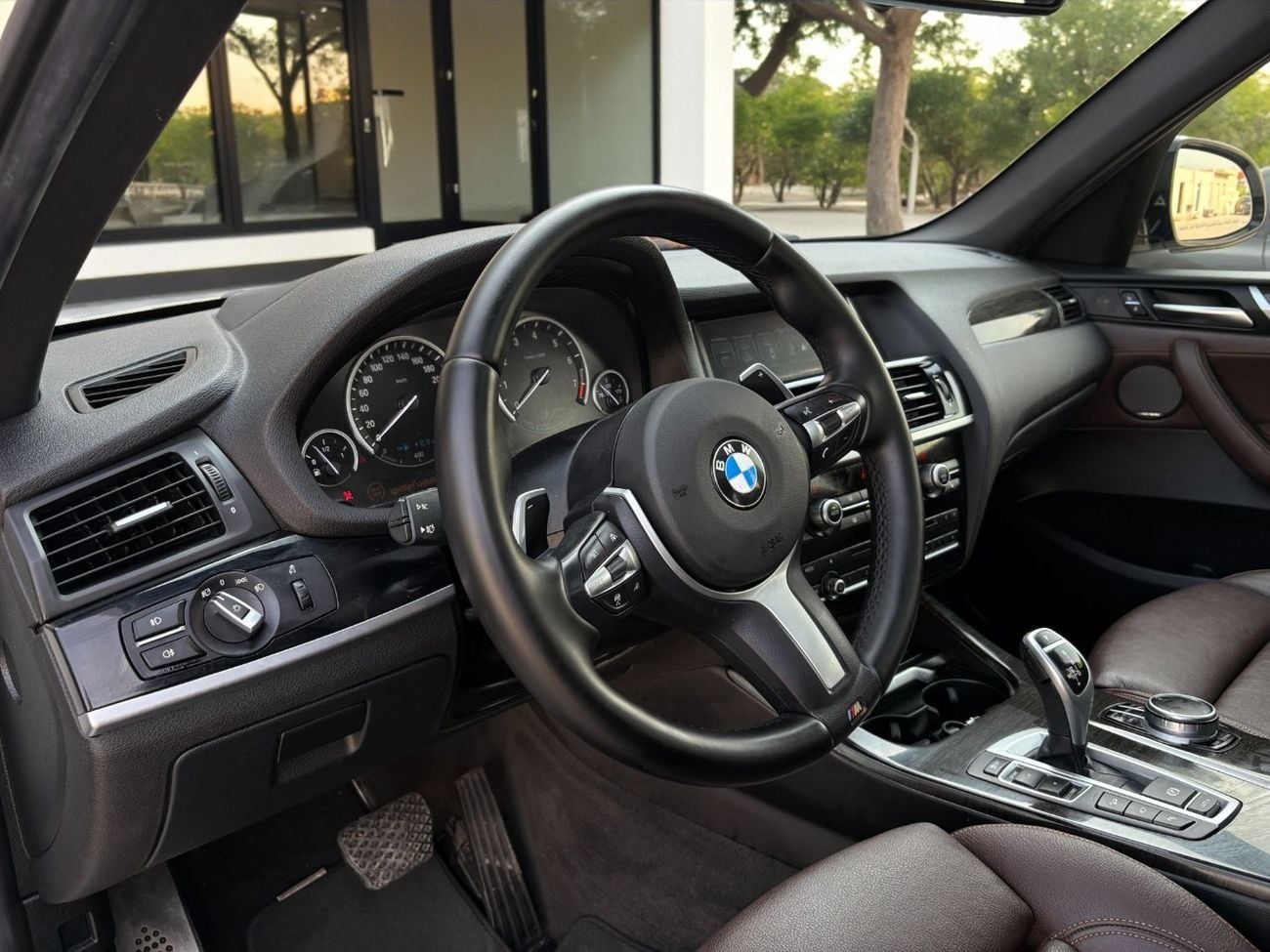 بي أم دبليو X3 AED 1,670 P.M | 0% DOWN PAYMENT | BMW X3 XDRIVE28I M KIT | 2017 | GCC SPECS
