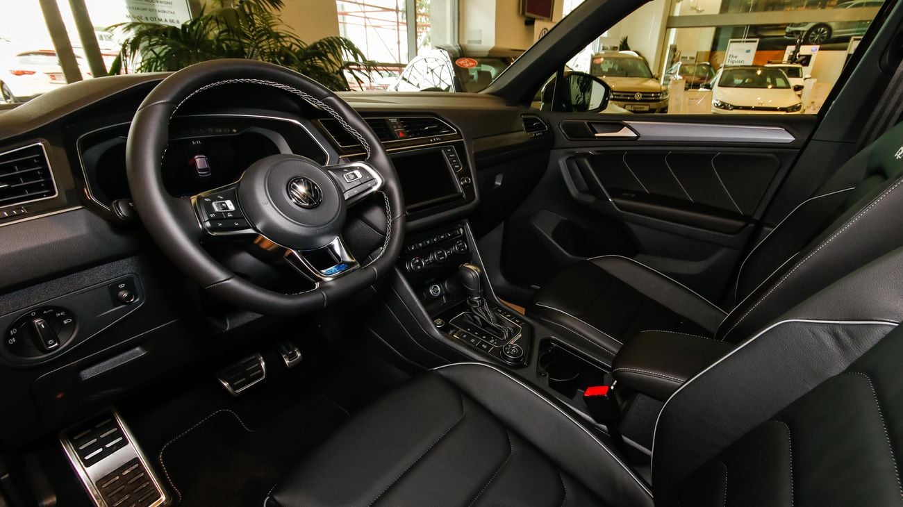 فولكس واجن تيجوان R Line  2.0 TSI 4MOTION