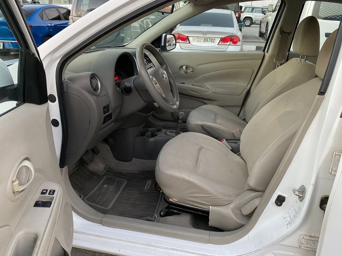 Nissan Sunny SV