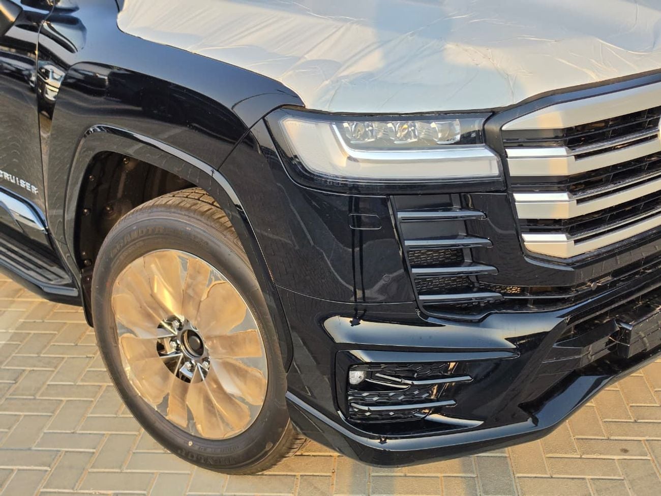 Toyota Land Cruiser VXR