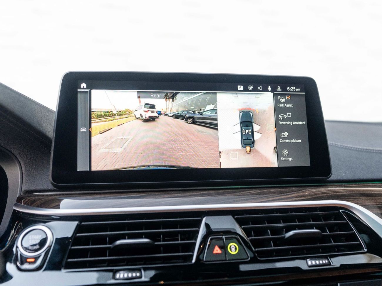 بي أم دبليو 530i Luxury M Sport Package 2.0L