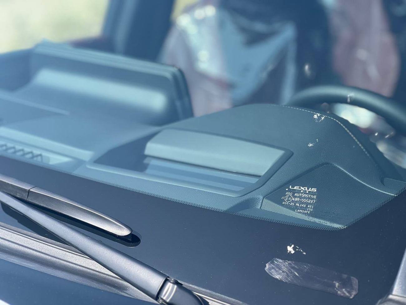 Lexus LX 600 3.5L URBAN PTR A/T // 2025 // FULL OPTION WITH RADAR , HEADUP DISP , MARK LEVINSON // SPECIAL OFFER