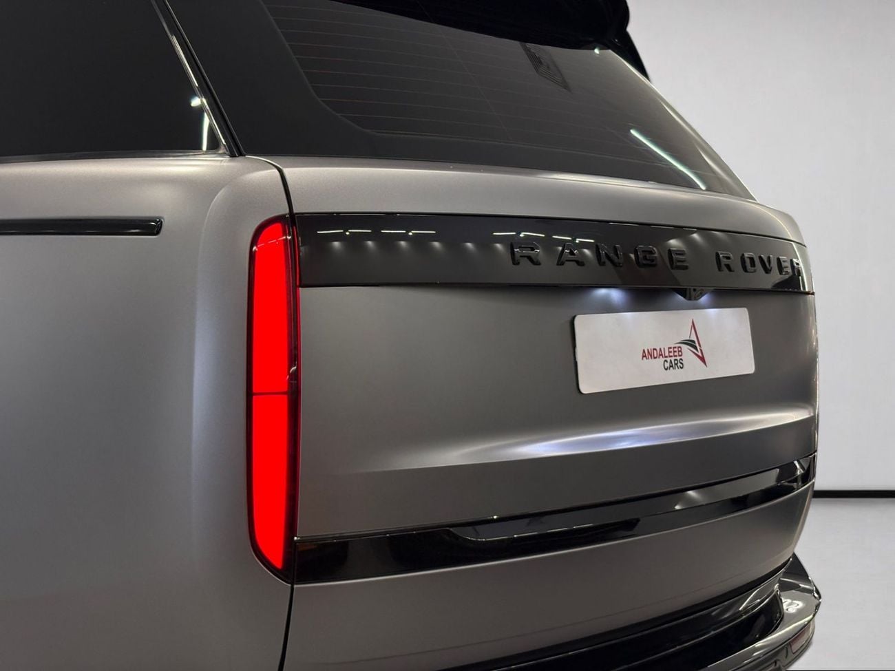 لاند روفر رينج روفر DYNAMIC HSE P340 AED 8,720 P.M | 0% DOWN PAYMENT | RANGE ROVER VOGUE HSE | AGENCY WARRANTY & FULL AG