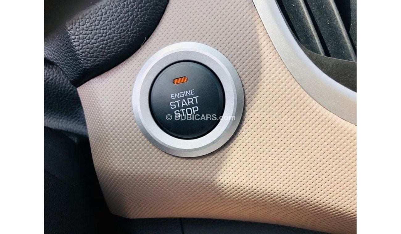 هيونداي كريتا 1.6 GLS with Push Start, Sunroof, Alloy Wheels