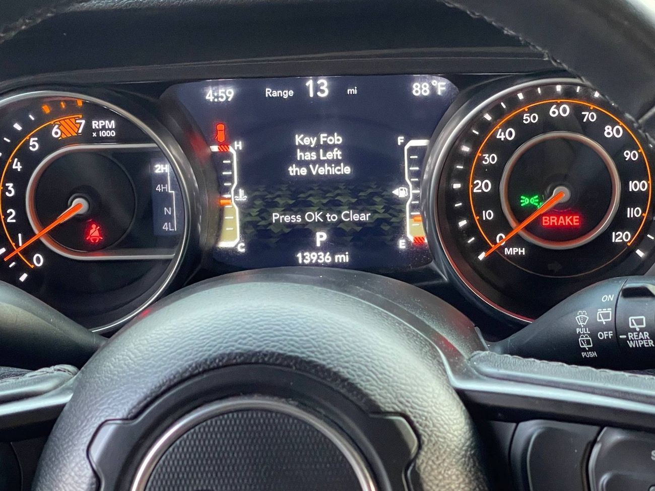 Jeep Wrangler Sport 3.6L M/T 3.6L V6 / LOW MILEAGE / HURRICANE LIFT KIT / LENSO RIMS / IN PERFECT CONDITION