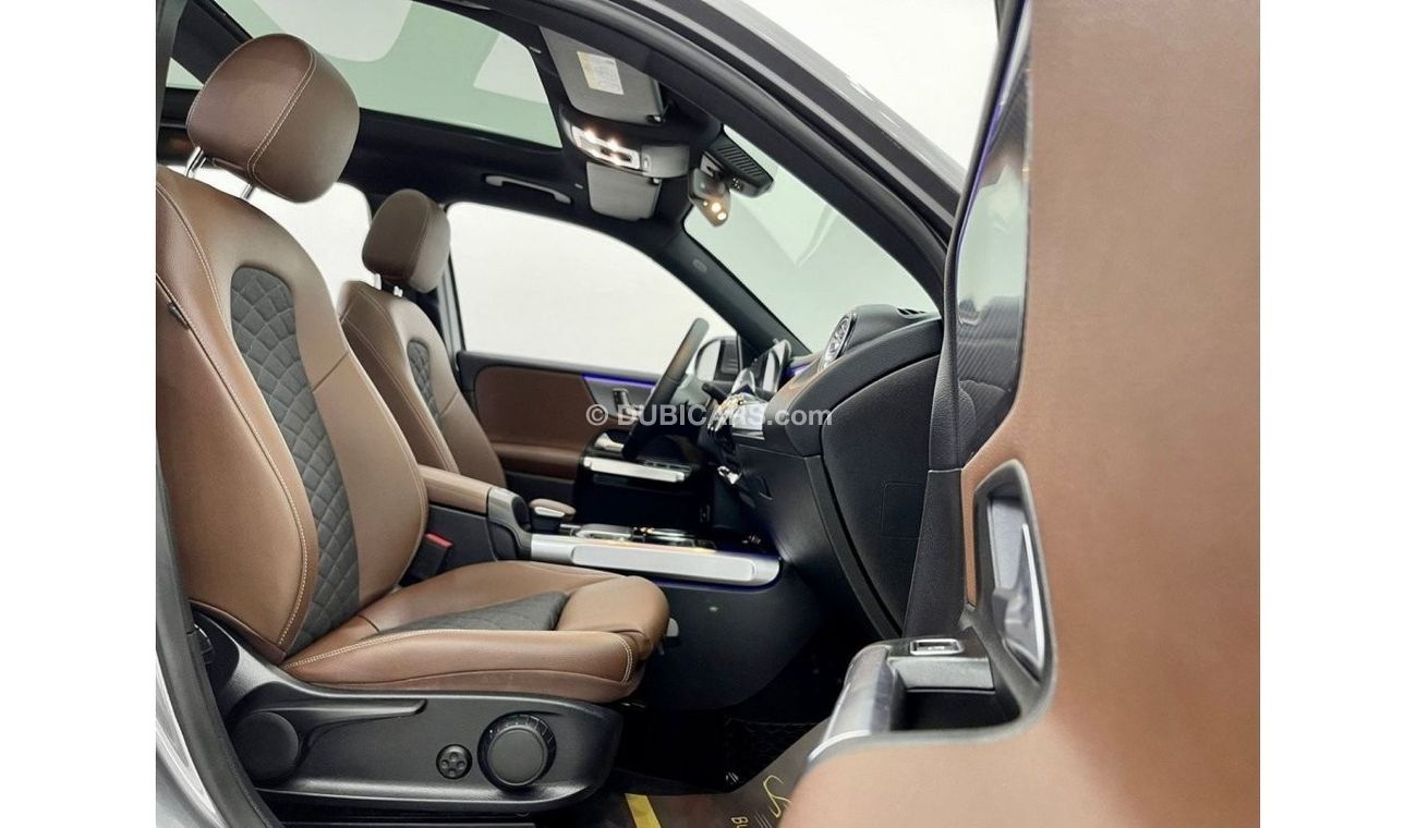 Mercedes-Benz GLB 250 Std 2020 Mercedes Benz GLB 250, Mercedes Warranty + Service Package, FSH Agency, GCC