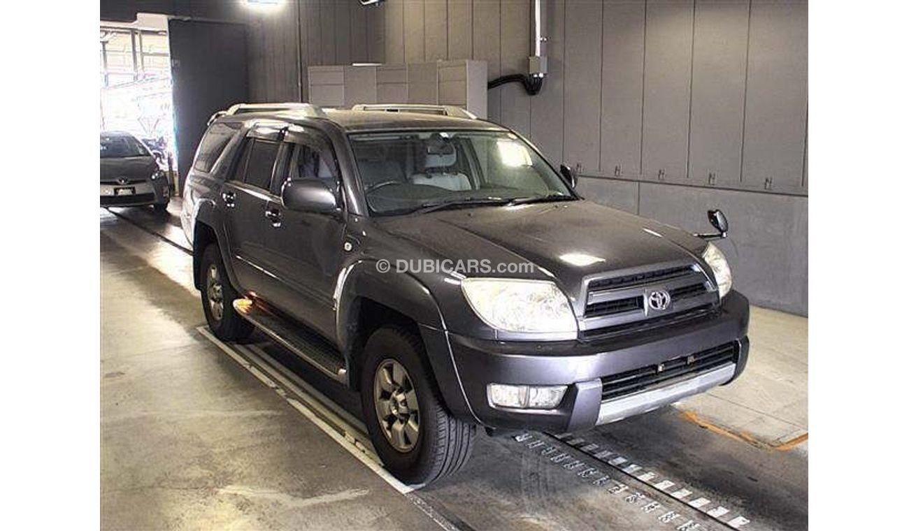 تويوتا هيلوكس 2004