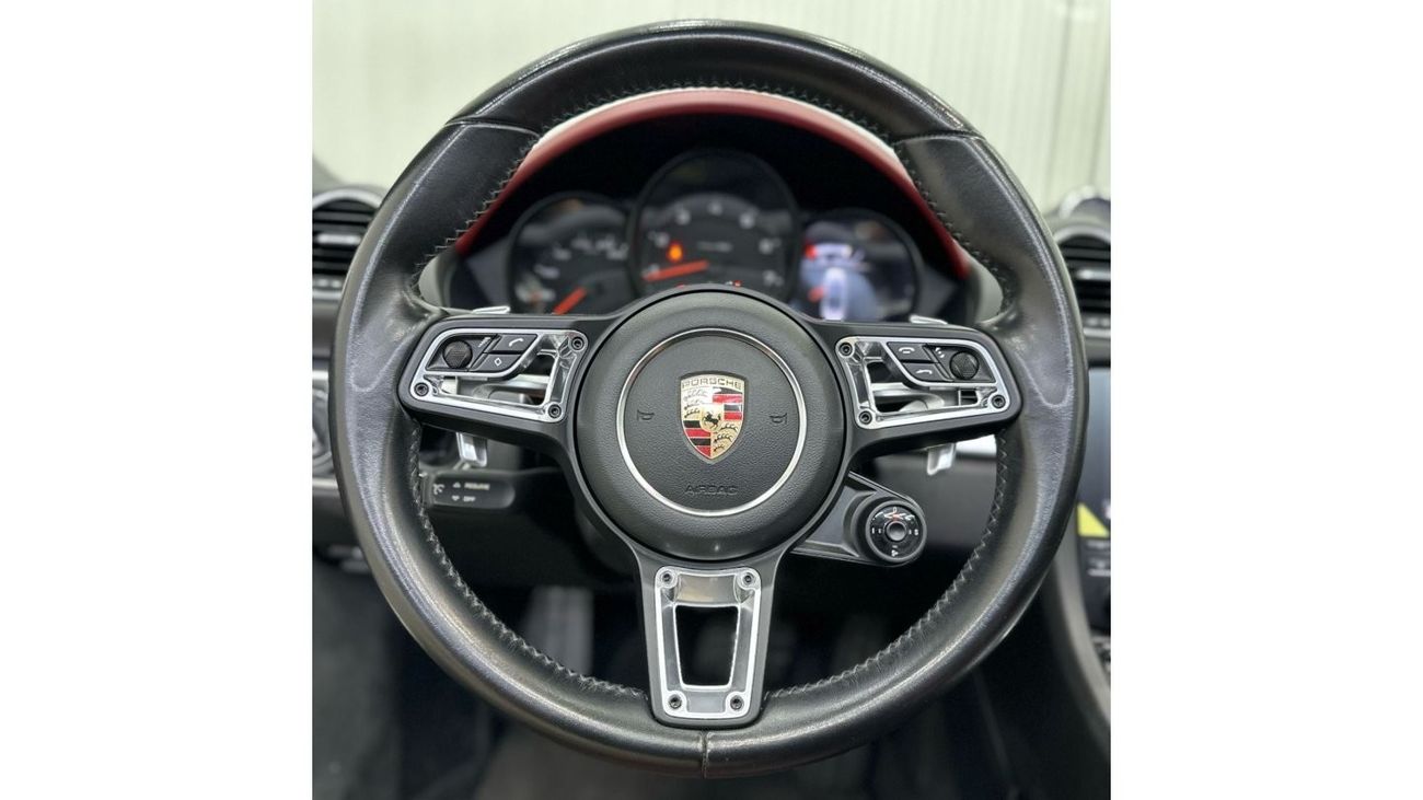 Porsche 718 Boxster Std 2017 Porsche 718 Boxster, Warranty, Full Porsche Service History, Excellent Condition, GCC