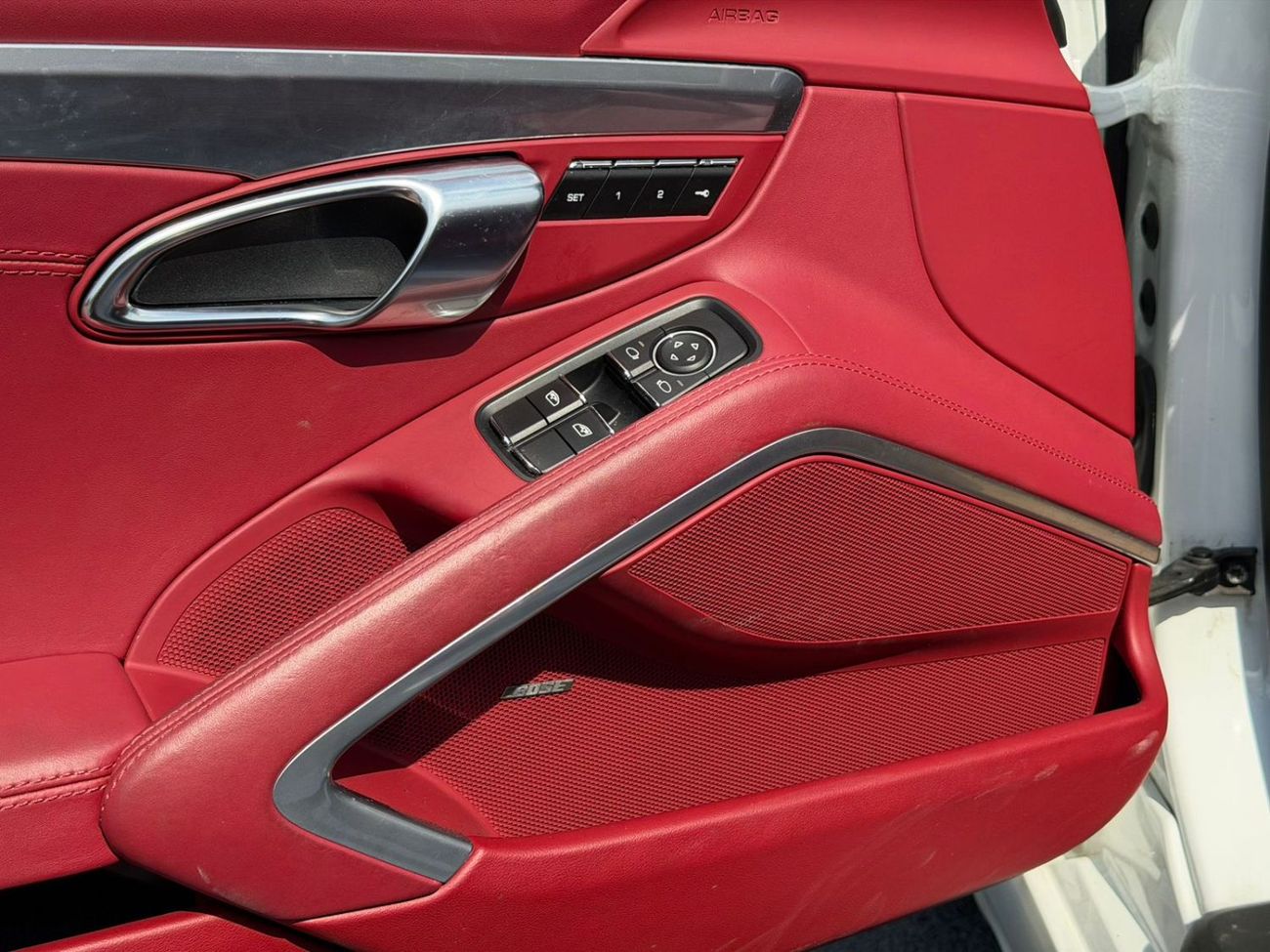 Porsche 718 Boxster Std 2.0L A/T