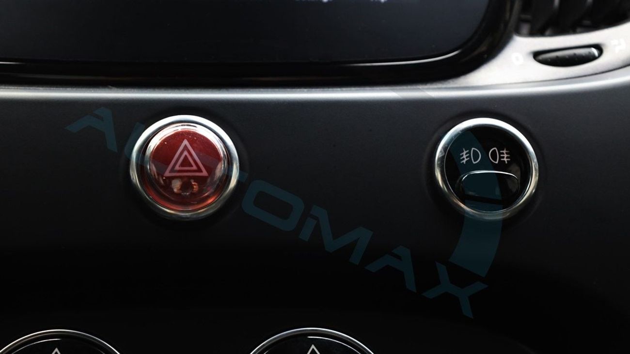 أبارث 695 Abarth 695 Turismo 1.4T 2023 GCC 23500Km With 2 Years Or 120,000 Km Warranty @Official Dealer