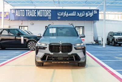 بي أم دبليو X7 The 2026 BMW X7 M40i xDrive is a full-size luxury performance SUV that blends V8 power, advanced tec