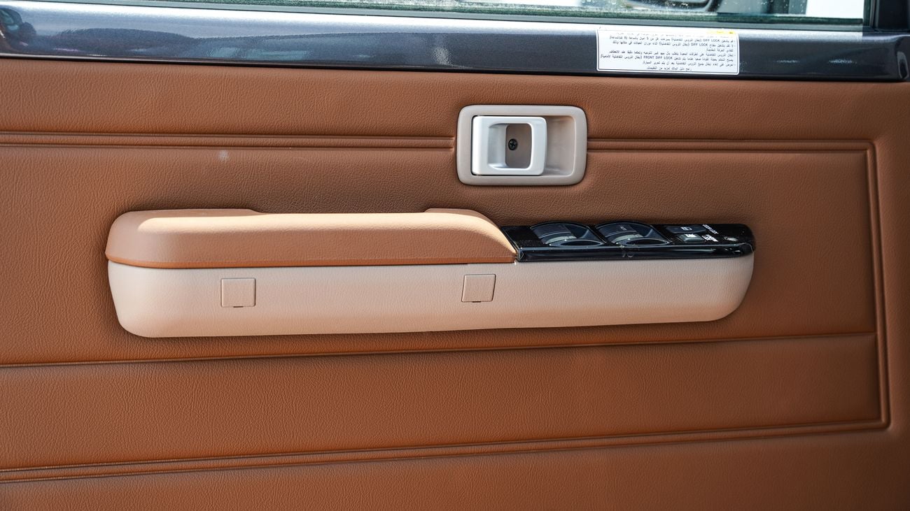 تويوتا لاند كروزر بيك آب