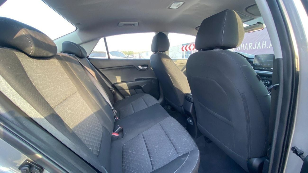كيا ريو MPI 1.6L Sedan