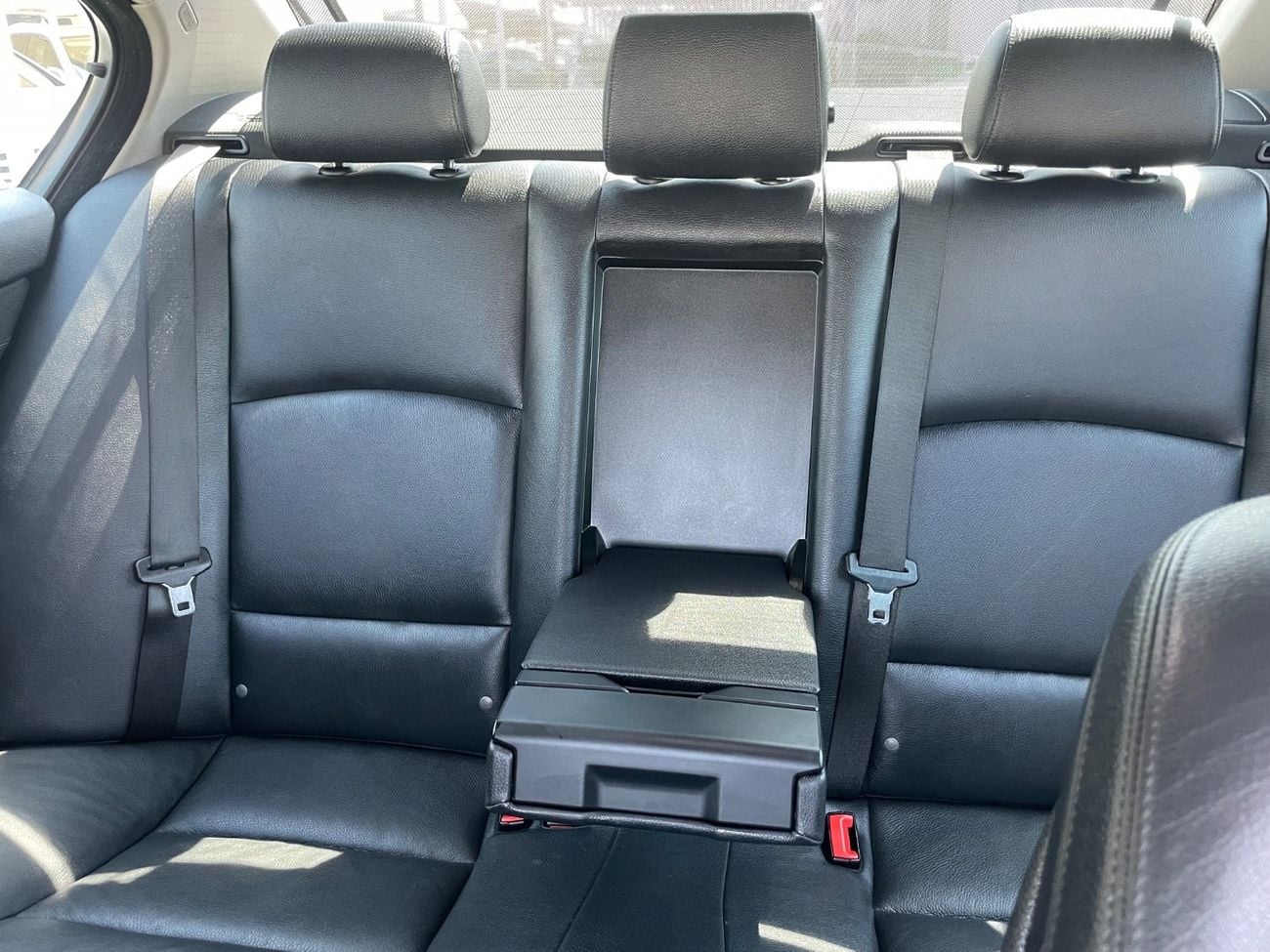 بي أم دبليو 528 جران توريزمو بي ام دبليو 528 وارد كوريا فل اوبشن نظيفة جدا ًبدون حوادث