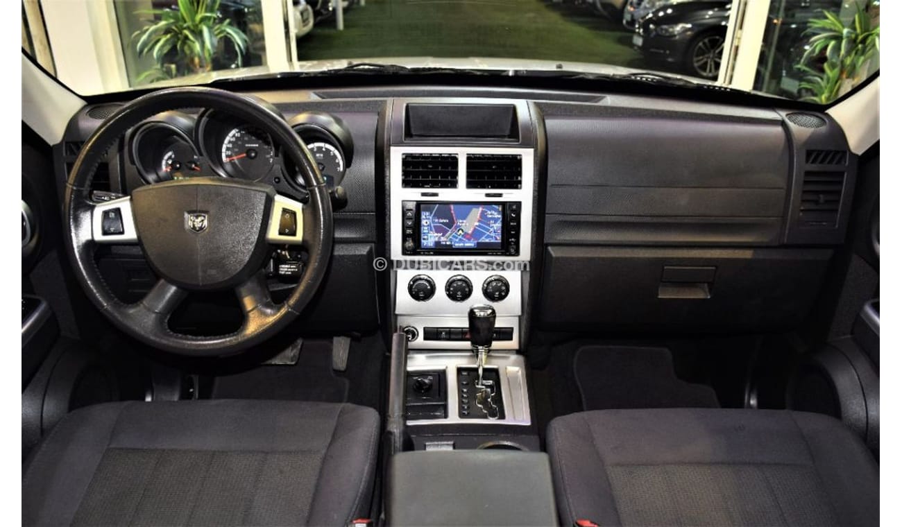 دودج نايترو AMAZING Dodge Nitro 4x4 SXT 2011 Model!! in silver Color! GCC Specs